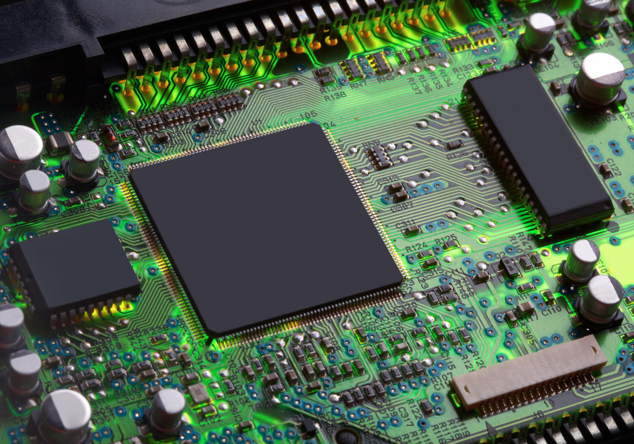 回收博通以太網(wǎng)IC，安森美IGBT模塊，賽靈思FPGA芯片，Microchip傳感器