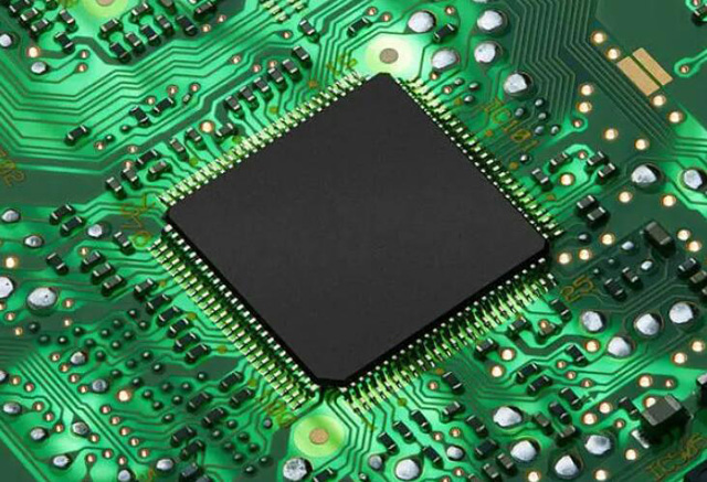 回收接口 IC 器件： 回收驅(qū)動器、接收器、收發(fā)器、控制器、轉(zhuǎn)換器