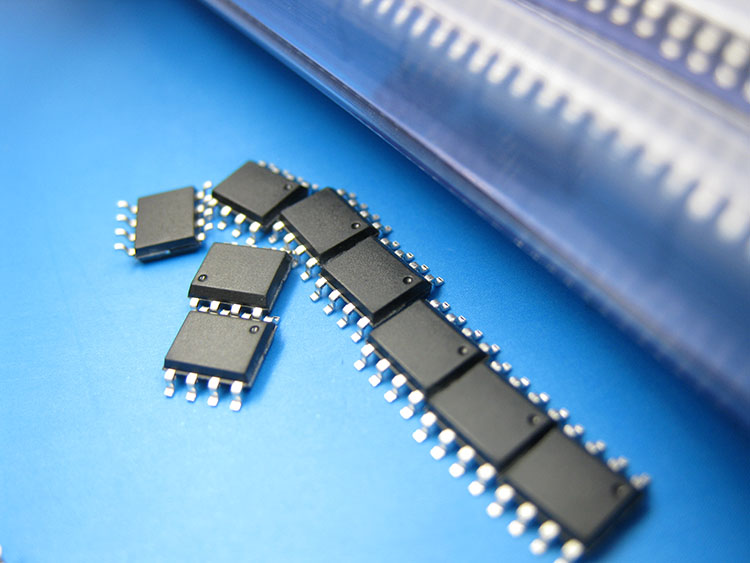 回收 [Diodes] 車(chē)用 LED 驅(qū)動(dòng)器、線(xiàn)性 LED 驅(qū)動(dòng)器、脫機(jī)式 LED 驅(qū)動(dòng)器
